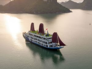 Verdure Lotus Luxury - 2 days 1 night