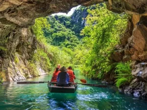 Hoa Lu - Trang An -1 day trip by limousine